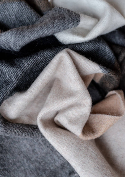 Lambswool Oversized Scarf in Monochrome Edge Check